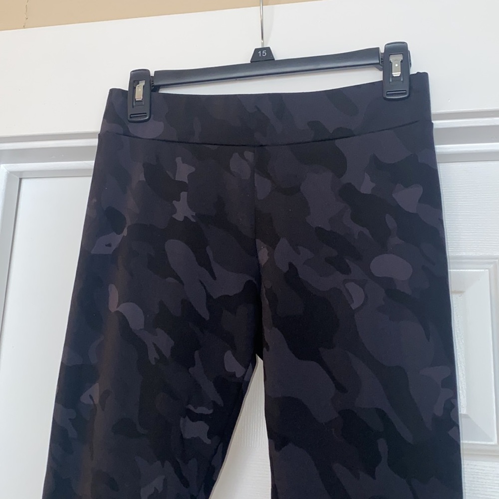 Matty M camo leggings